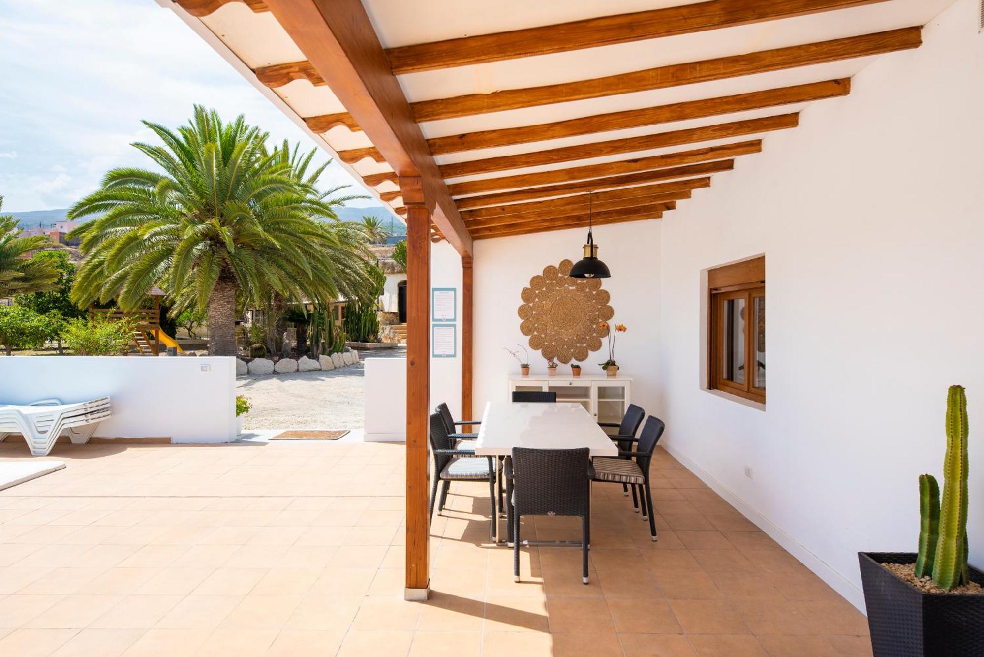 Holiday home Private House With Pool & Garden