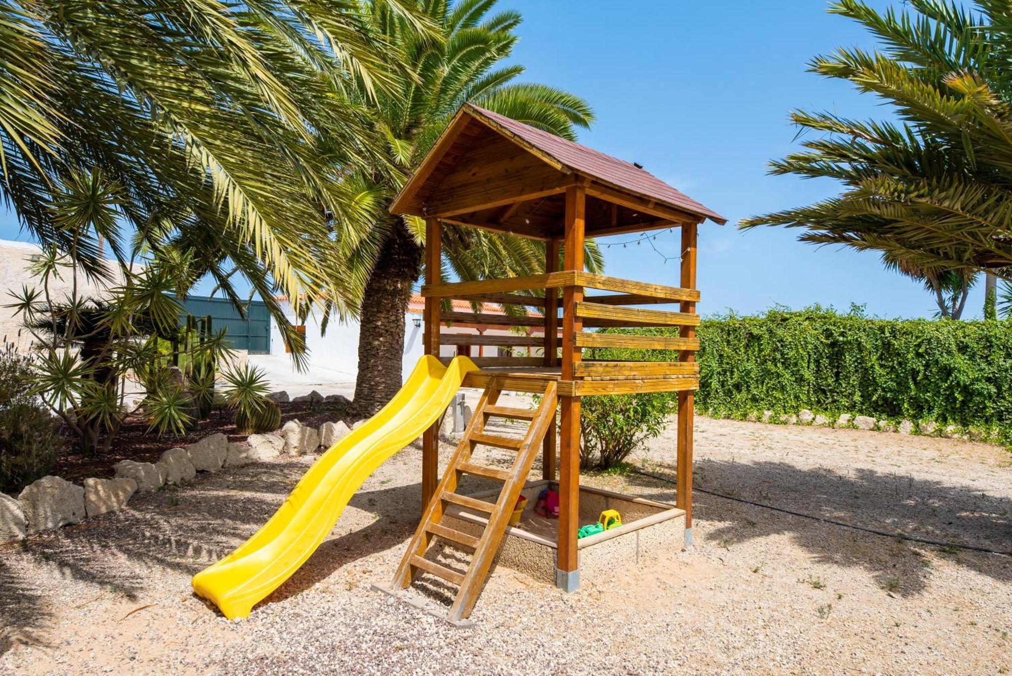 Private House With Pool & Garden Guimar