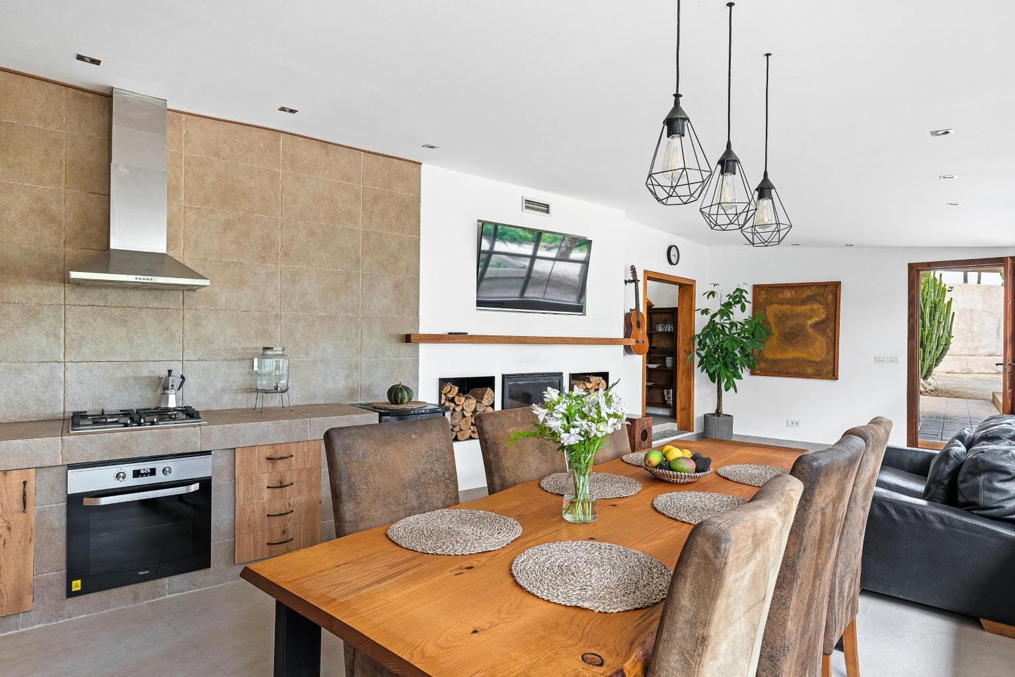 Vakantiehuis Private House With Pool & Garden
